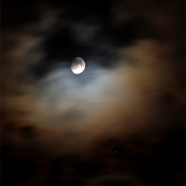 十三夜の月と土星の接近